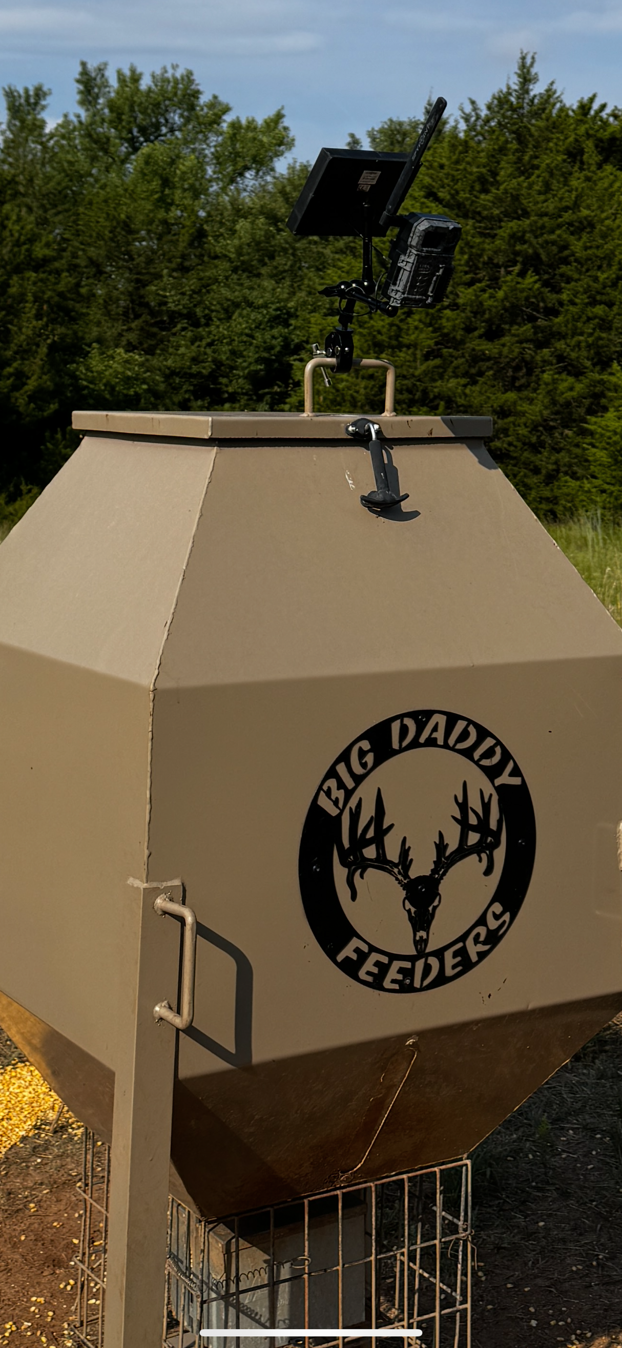 Tri-Claw Camera & Solar Mount