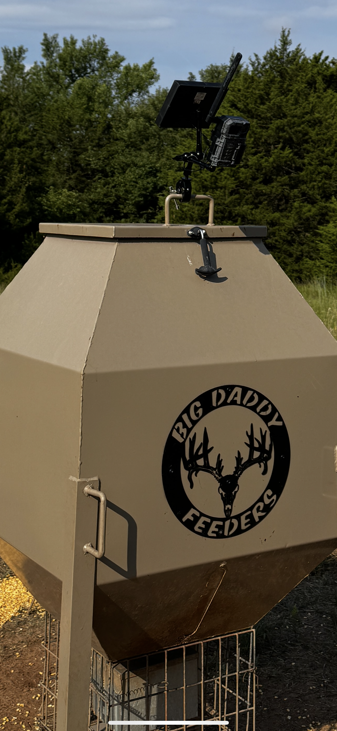 Tri-Claw Camera & Solar Mount