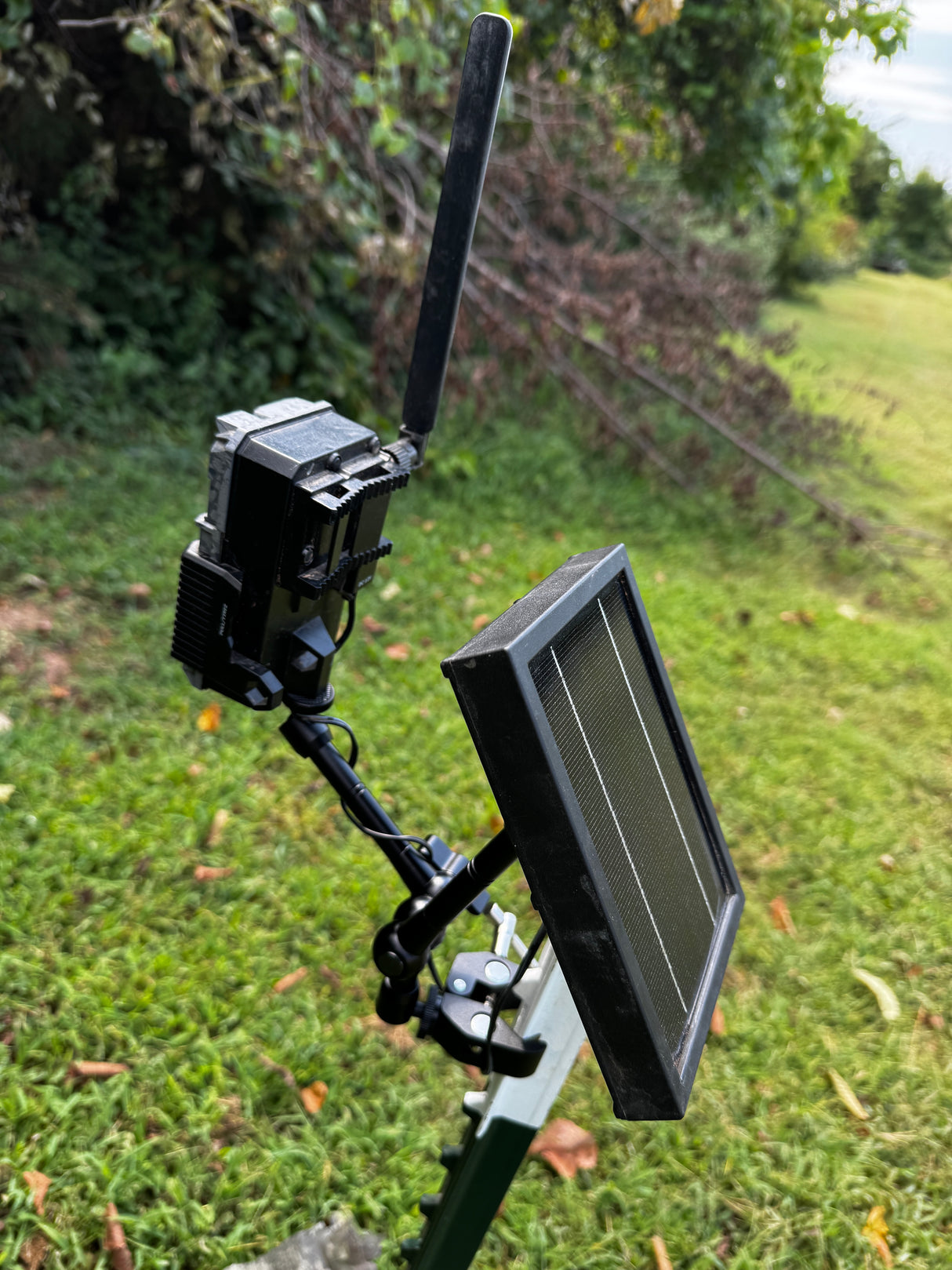 Tri-Claw Camera & Solar Mount